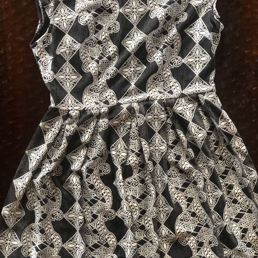 Altard State Dress - Picture 2 of 5